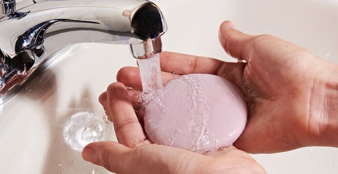 lavado de mans para evitar a infestación de parasitos