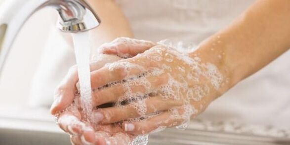 lavado de mans para evitar parasitos